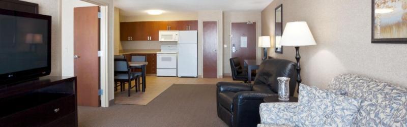 Holiday Inn Express Hotel & Suites Grand Forks By Ihg Екстер'єр фото